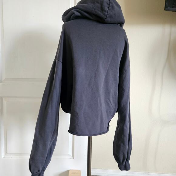 FRAME Crop Easy Hoodie in Faded Noir Large - Picture 3 of 8